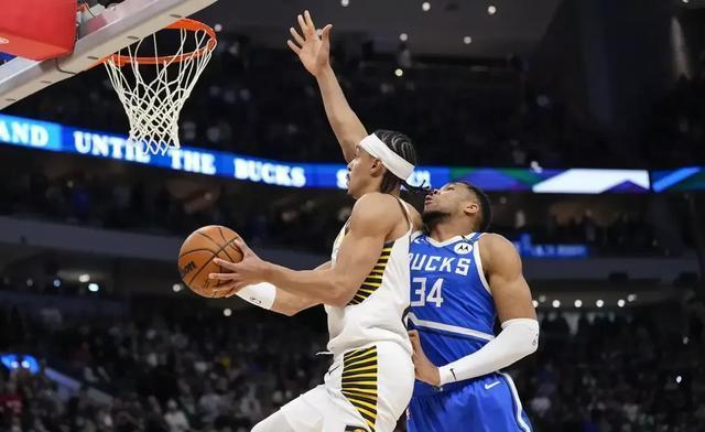 开云下载-NBA东部冠军战火爆开战球员表现抢眼的简单介绍