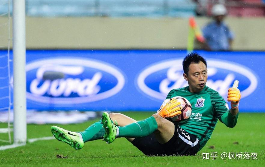 上港惊险逆转富力,实力胜出让球迷振奋的简单介绍 上港惊险逆转富力,实力胜出让球迷振奋的简单介绍
