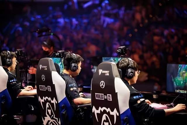 开云体育APP下载-NS血洗TL，Peanut线上压制力十足宿敌对决入围赛，让粉丝疯狂欢呼