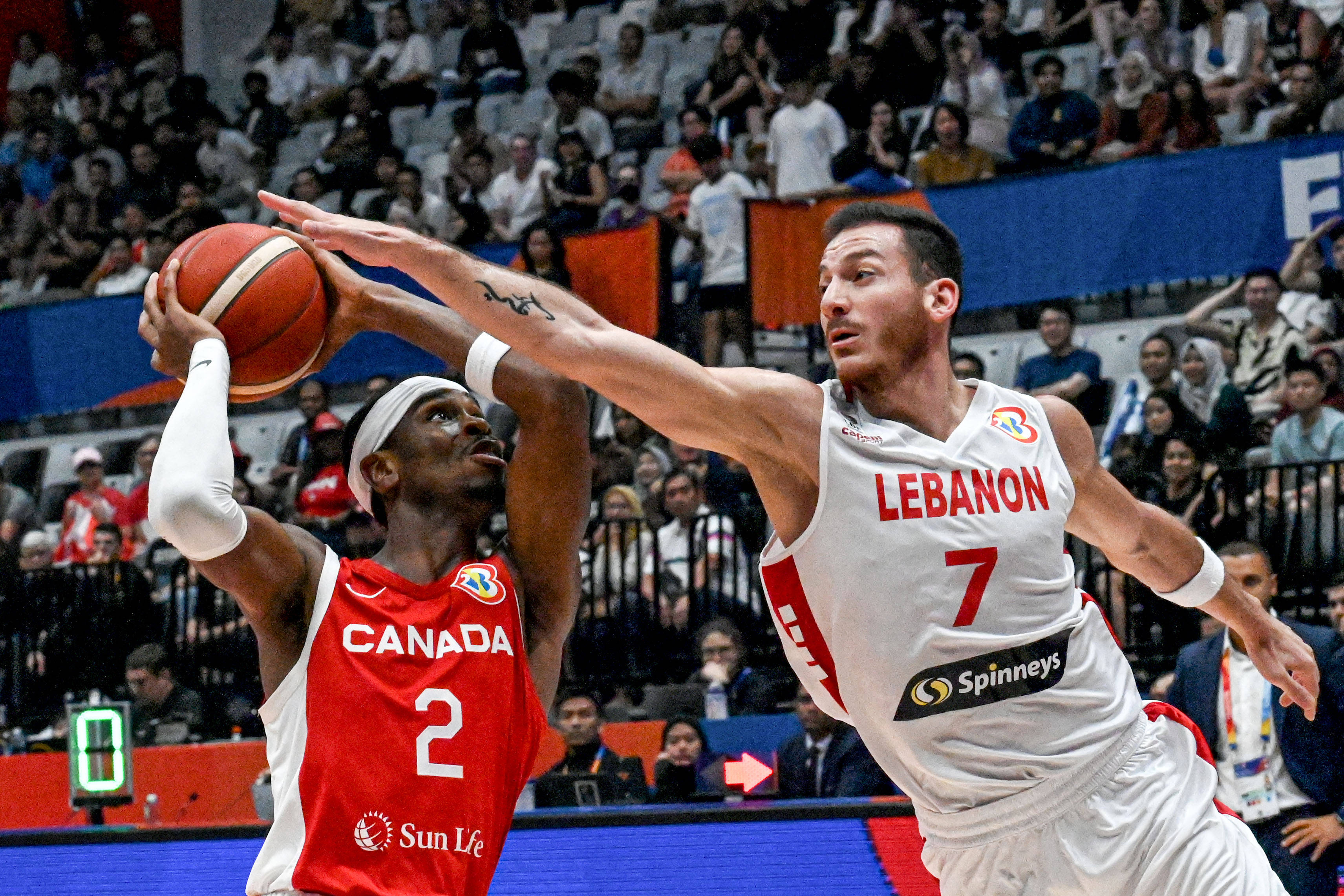 开云体育登录-势如破竹扫荡全场，球队连胜声势浩大