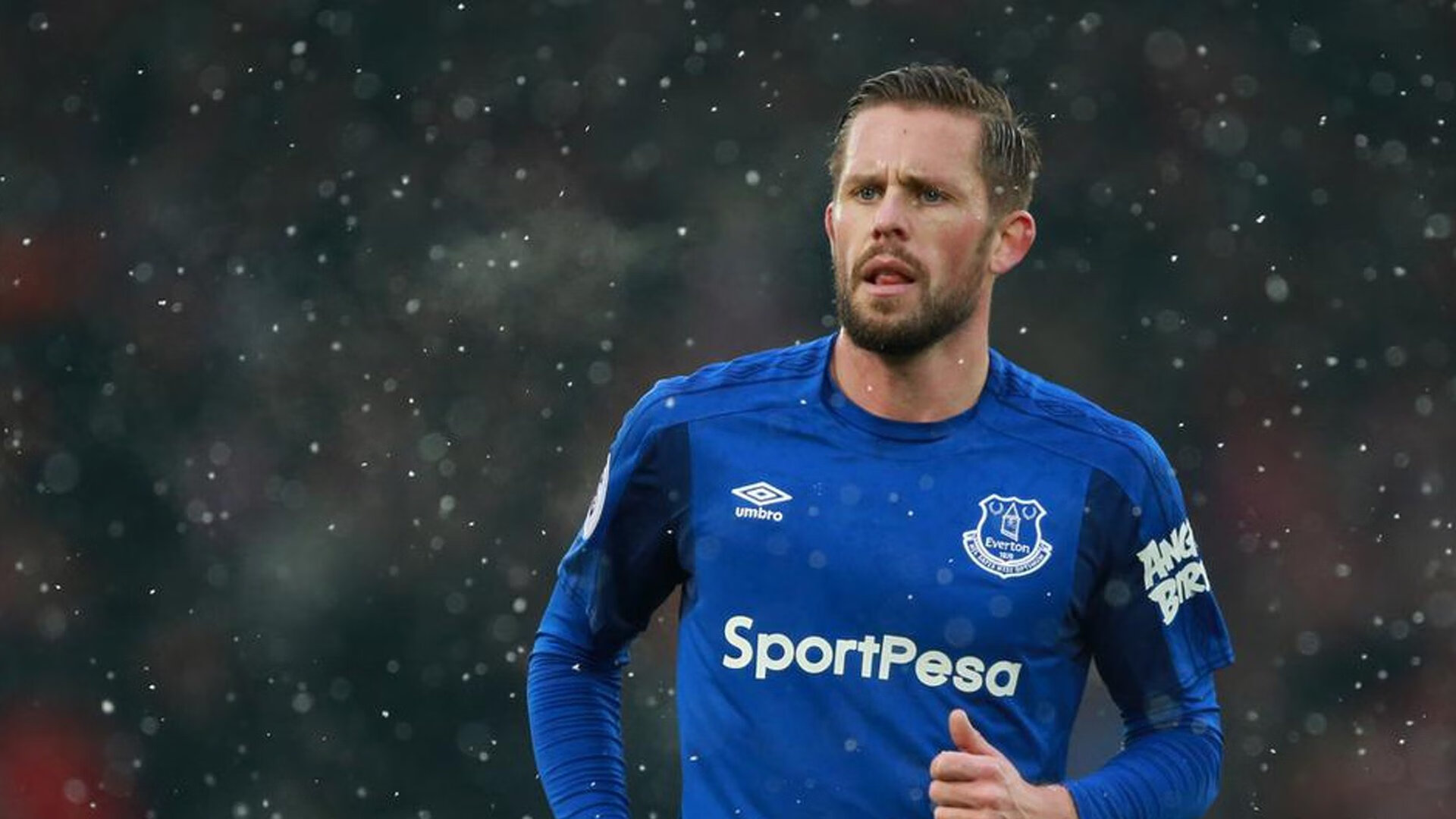 开云体育平台APP-扳倒巨人，牙买加铁血绞杀那不勒斯，法比尼奥化身战术扳道工